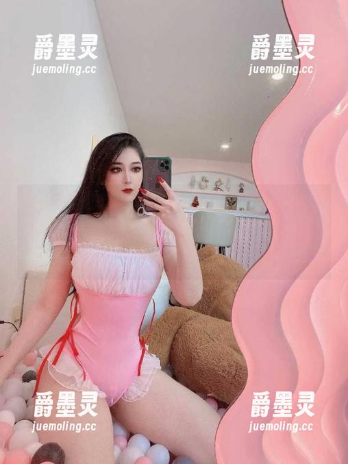 微密圈 - 120斤的小王同学的奶牛姿态——这图集里无圣光，果然更真实啊，恭喜你，小王！