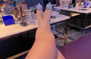 微密圈 – 120斤的小王同学的连衣裙写真集，下载方式居然这么复杂？