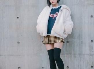 Jenny(정제니)的花嫁继续更新，身体的线条和婚纱的美妙交织，眼花缭乱！