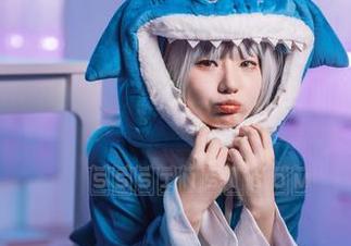 再看Mimmi(밈미)的私房蕾丝，原图里仿佛有光辉闪烁？