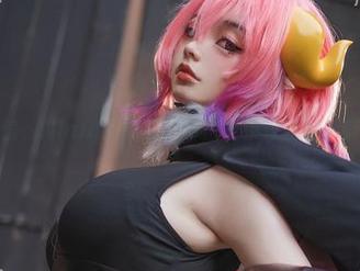 不敢相信，NinJa阿寨寨又拿出了伊露露的新鲜作品集