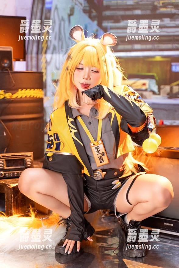 来自PoppaChan的雷姆写真：措手不及的美，就像个恶作剧。