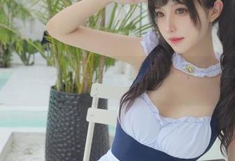 高清图片里的Shika小鹿鹿六花，有点意思，但也有点让人困惑…