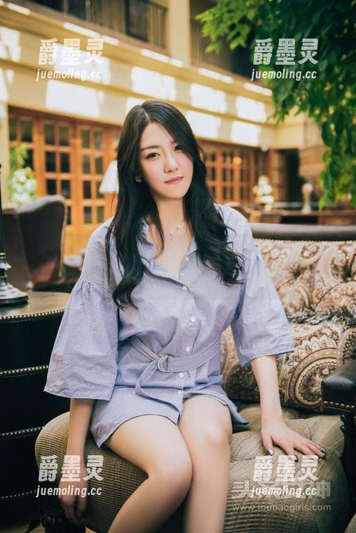 TouTiao头条女神 - 福利警报！易阳的清纯写真让人意外停留！