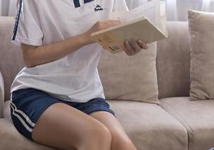 Xiuren秀人网 – 果果Nikki职业装：合集中藏着的不止是西装，还有些意想不到的便签