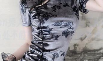 Xiuren秀人网 – 糯美子nini天台图册：高处不胜寒，但我只想吃冰淇淋