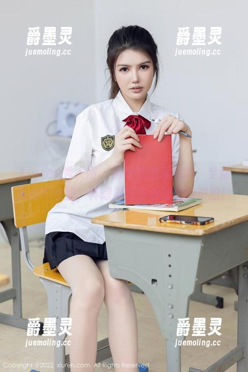 Xiuren秀人网 - 南京软糖爱喝奶，全新美图婚纱照，真想把这些画面拍拍拍拍！