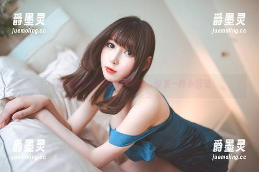 w黑米粥w的超赞校服精选，引发一阵小骚动