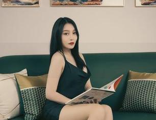 丽柜 – 别犹豫，观看原图，菲菲夏日的肆意流露，难免心头一颤。