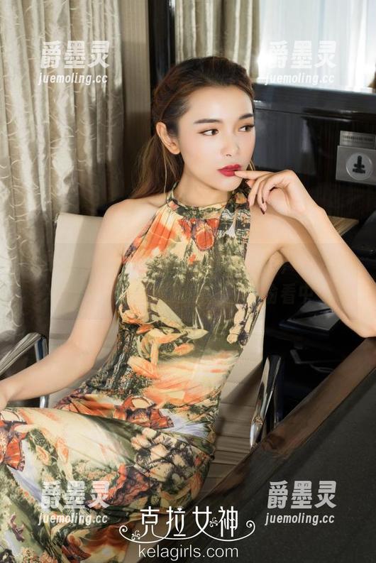 克拉女神 - 百琳的“御姐”套图，诡异的冷艳气质让人瞪眼睛，静静偷看中…