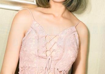 克拉女神 – 也许糖糖的浴室作品是免费的心理疗愈吧？随意瞧瞧。