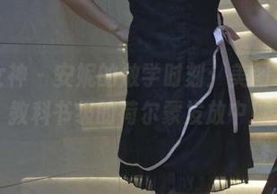 初夏女神 – 安妮的放学时刻：美图下载，教科书级的荷尔蒙发放中！