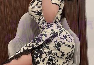 微密圈 – 可馨juicy的红毛衣霸气：高清作品集传递着独特氛围！
