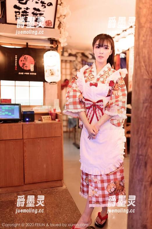 嗲囡囡 - 最新作品集！奶茶Emily和她的水手服，带点俏皮，适合图书馆的路上