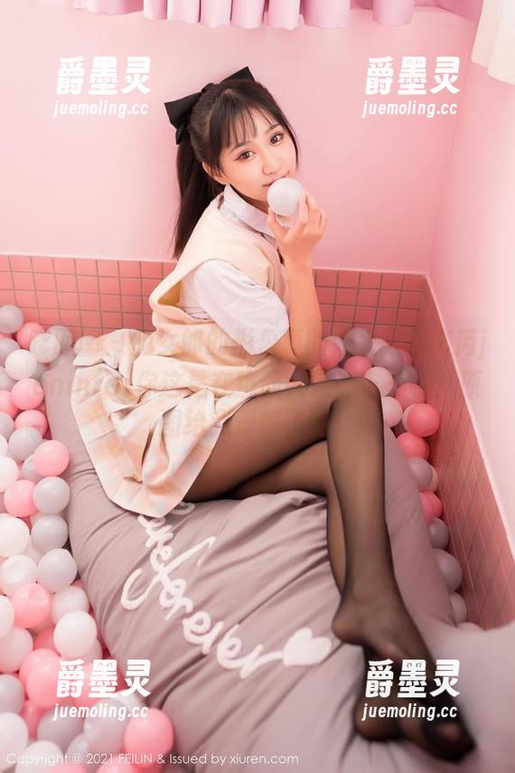 嗲囡囡 - 兔女郎的形象真的好大胆，文芮jeninfer你这是在挑战大家的审美吗？原图给我震惊了啊！