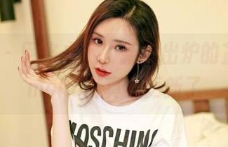 嗲囡囡 – 网络之下，新鲜出炉的芷儿Momoko写真集更新了