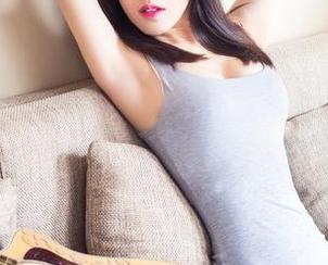 头条女神 – 你能想象两位空姐的乐趣吗？玄子的制服写真图包，超有看头！