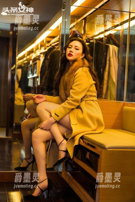 头条女神 - 琳琳分享的“裹体丽人”：你确定这是派对造型？