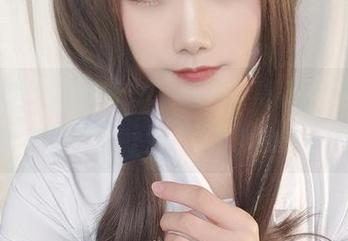 当嫣嫣子遇上白玫瑰cos，高清画面让我差点以为我不小心打开了仙女教程！