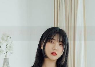 居家随意拍：宋哈娜(송하나)给你不一样的美图壁纸