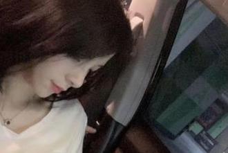 微密圈 – 透过镜头，看见小仙女ELaine的清纯，心中反复回味，却又说不清是何种滋味。