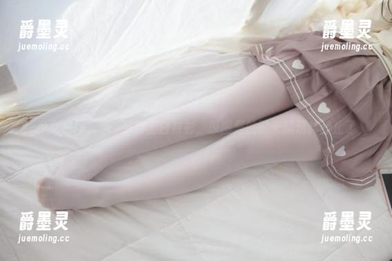 少女秩序 - 当晞可穿上白衬衫，原图里的时光就这样静止了