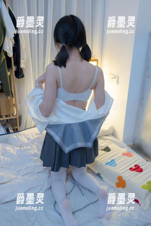 少女秩序总是带来惊喜，窗台黑丝这张我能下载三天三夜不腻！