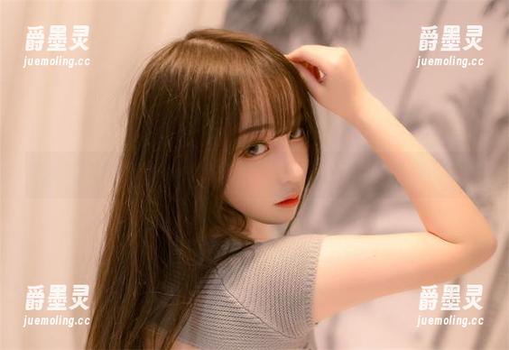 尤猫醒醒ovo的自拍美图：想要的不仅仅是脸！