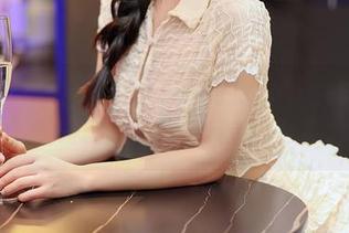 尤蜜荟 – 娜露Selena的万圣节，大概是给你看图片还是发福利来着？
