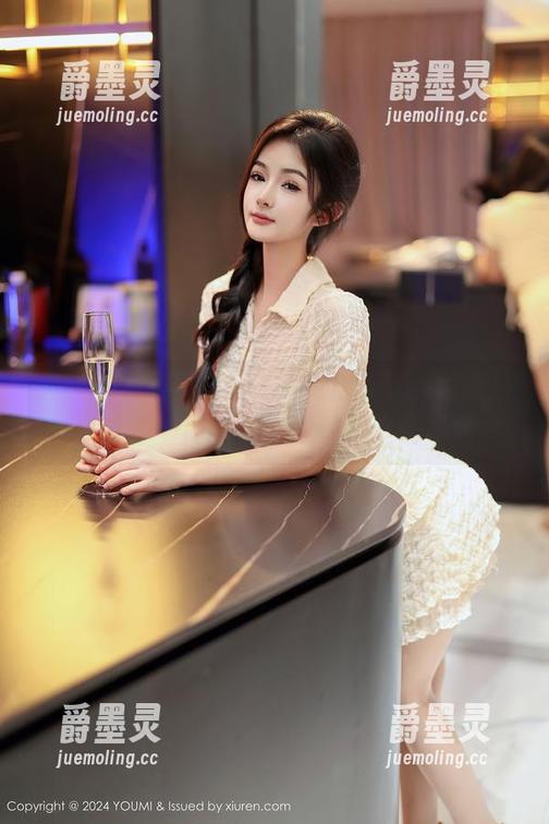 尤蜜荟 - 娜露Selena的万圣节，大概是给你看图片还是发福利来着？