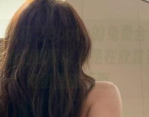 微密圈 – 徐莉芝Booty的免费合集：玲珑身姿，差点让我误以为是在欣赏某部经典电影里的画面。