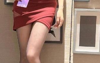 微密圈 – 徐莉芝Booty的最新美图：长腿和丝的终极组合，谁能抵挡得住呢？