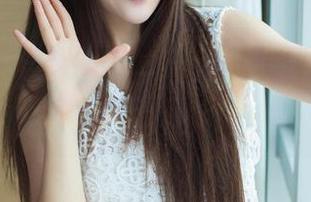 推女神 – 这不只是一套图集，下载后你就拥有魏扭扭的秘书日常！