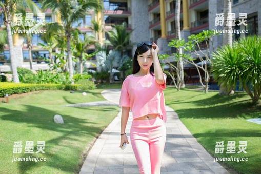 推女郎 - 记得冯雨芝的妹妹吗？赶紧来分享她的写真集！