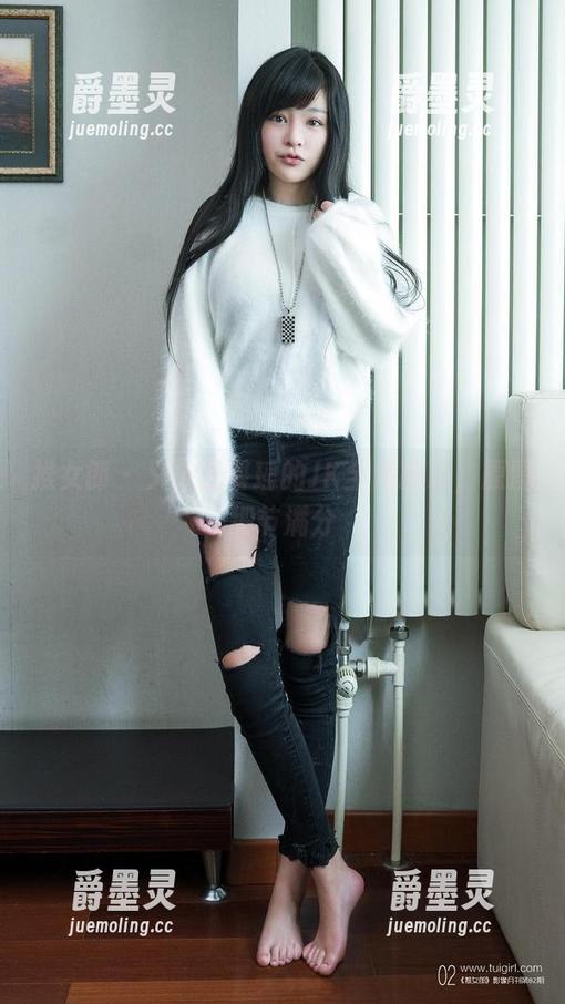 推女郎 - 又被王馨瑶的JK全套抓心，原图细节满分