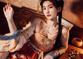 星澜是澜澜叫澜妹呀的乳牛女仆cos，啥时候开始开这种脑洞的？