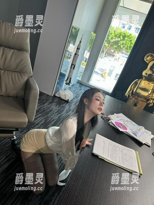 微密圈 - 是小逗逗：在线黑丝袜独白，无图没真相，快来欣赏原图吧！