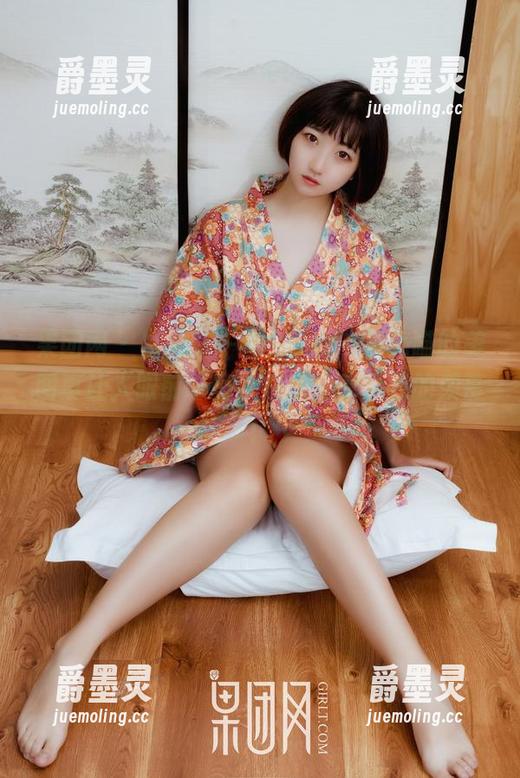 果团网 - 白裙有一套，little贝壳喵的美图真让人眼前一亮，快来分享下我的羡慕！