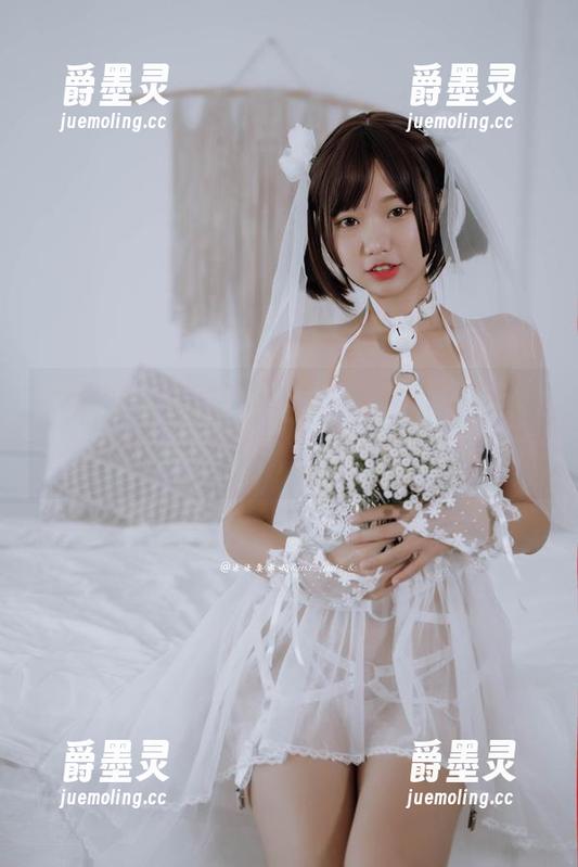 柒柒不可爱图包鉴赏：是厨娘还是女神？真让人难以抉择，目光在她身上只想停留。