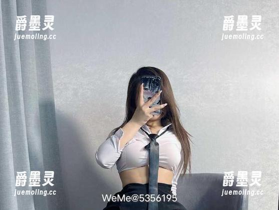 微密圈 - 观看桃沢樱呀的旗袍，甩手不说话，脑海里浮现出：我家的衣架能承受吗？