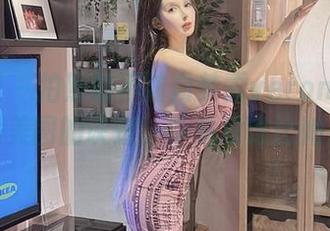 微密圈 – 拍照时不妨向梦露veronica请教私房美图的诀窍，毕竟没谁比她强了。