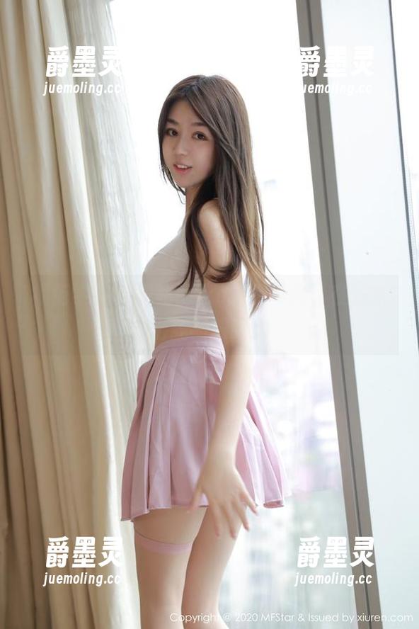 模范学院 - 妞妞koko长腿写真，在线挤出我的眼睛。
