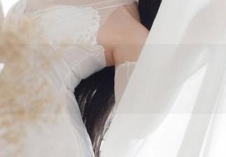 图片里的樱落Selena，少女面纱下的神秘感