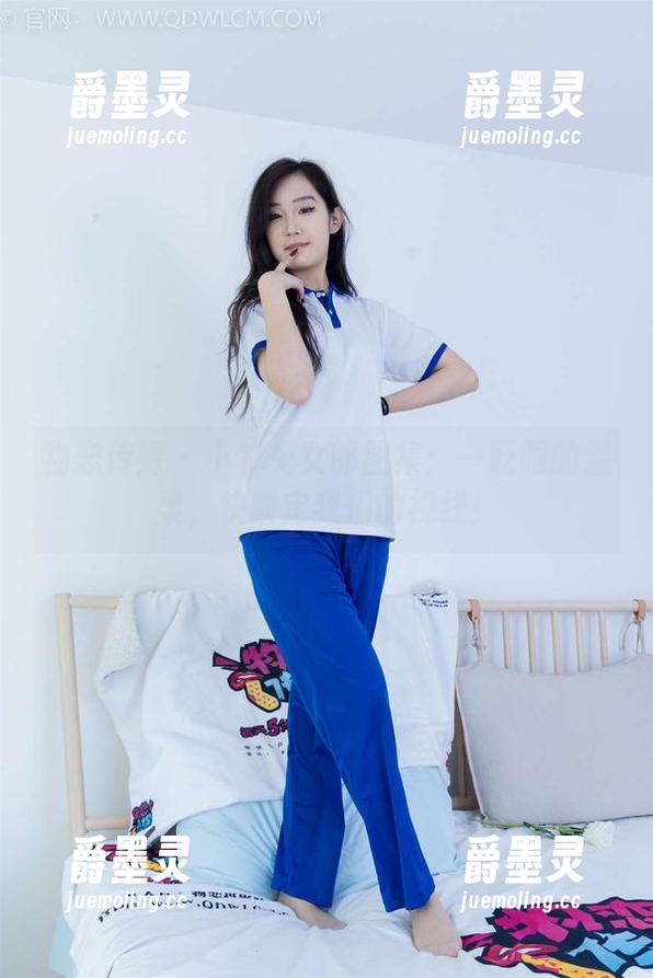 物恋传媒 - 小竹兔女郎图集：一眨眼的温柔，快锁定我们的视线！