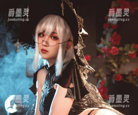 等等，瓦斯塔亚小龙虾的灰丝合集？这些照片咋回事，咋回事！