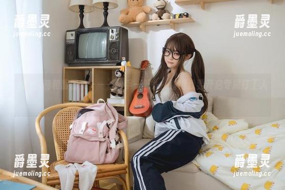 神沢永莉和服图集——一抬手一低头，整得我要开启专属打工人模式
