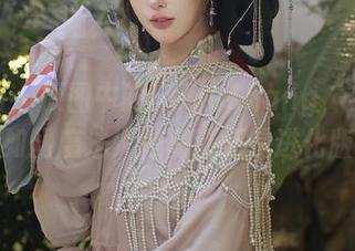 秀人网 – 原图中的HeyuZhang，毛衣简直如同魔法，是高清还是进化版？