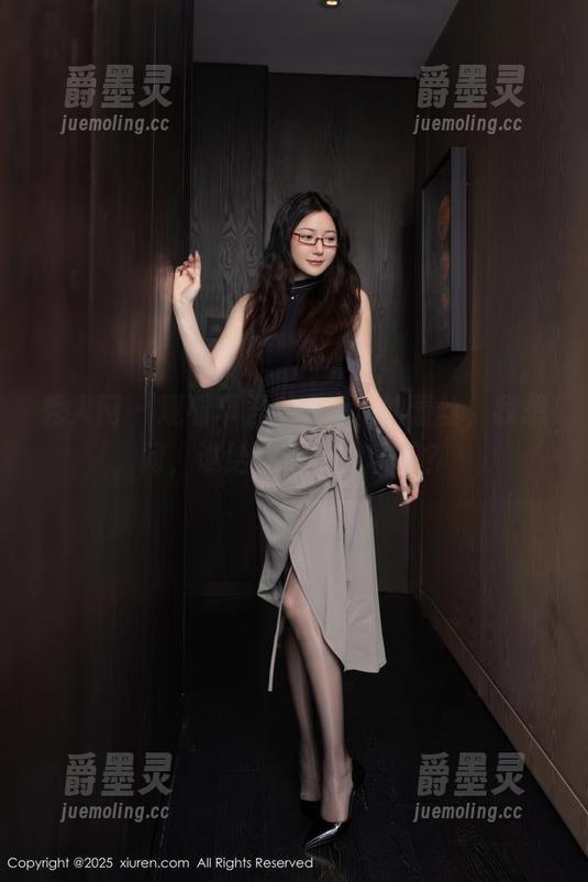 秀人网 - 观看卓君Jeanes的蕾丝，我想问，谁给你这样的权限？
