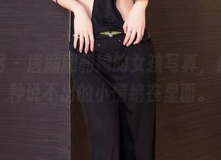 秀人网 – 唐翩翩和她的女孩写真，似乎有种说不出的小情绪在里面。