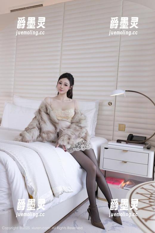 秀人网 - 写真套图：当奶酥穿上这件礼服，其他全被改写了。
